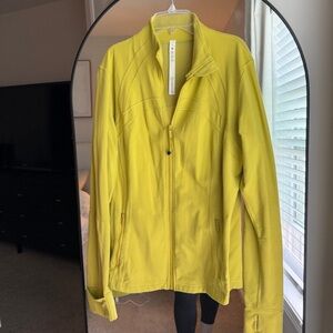 Lululemon define jacket size 18